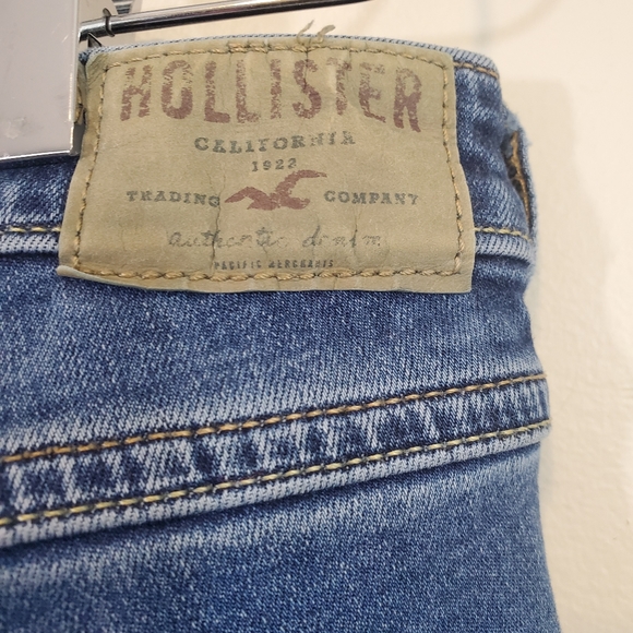 hollister Super Skinny Jeans - Picture 4 of 15